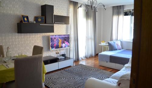 Apartment with Balcony