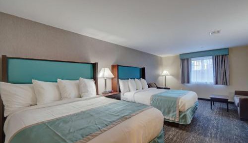 Queen Room with Two Queen Beds and Sofa Bed