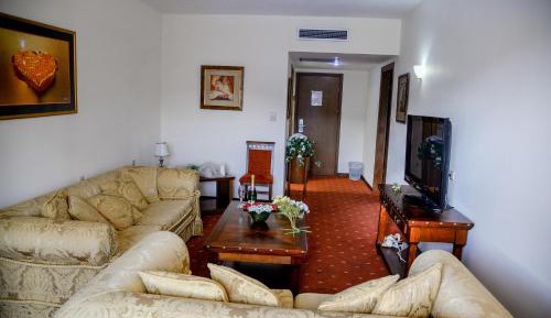 Queen Suite