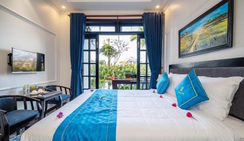 Superior Double or Twin Room with Terrace