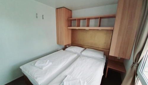 Superior Mobile Home with Sea View