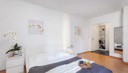 Apartment (2 Adults)