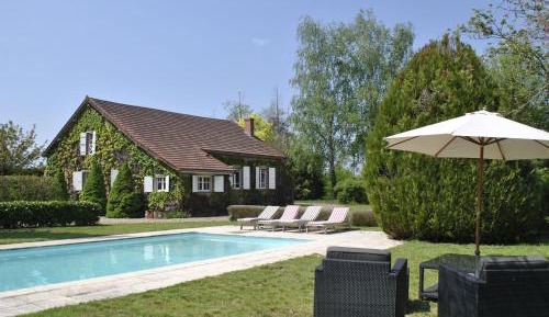 Five-Bedroom Holiday Home