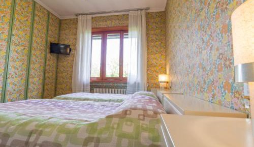 Twin Room with Pool View