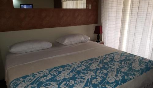 King Suite with Pool View