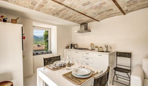 Apartment - Split Level