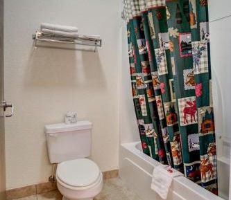 Queen Room with Two Queen Beds - Non-Smoking