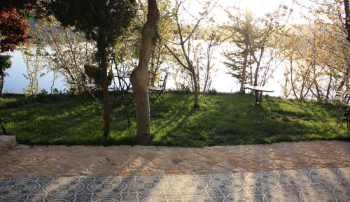 Suite with Pool View