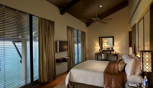 Royal Club Duplex Suite