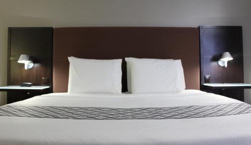 King Room - Non-Smoking