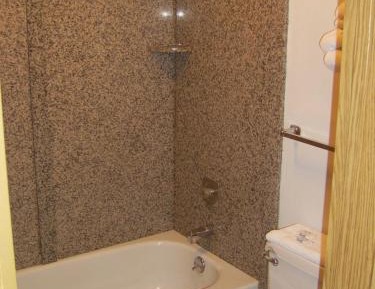 Queen Room - Non-Smoking