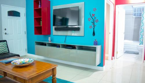 Villa with Garden View