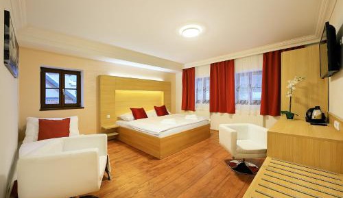 Superior Family Room