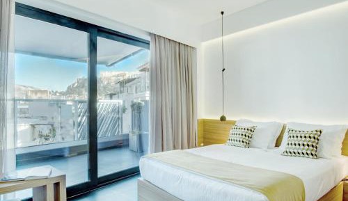 Deluxe Suite with Acropolis View and Veranda