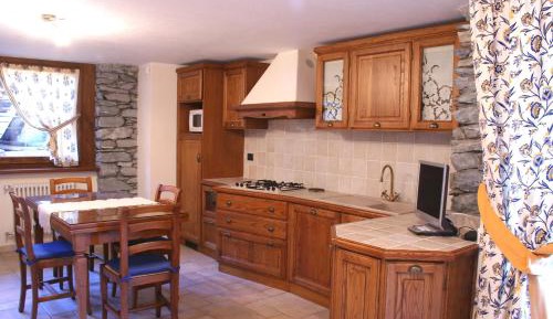 Superior One-Bedroom Apartment