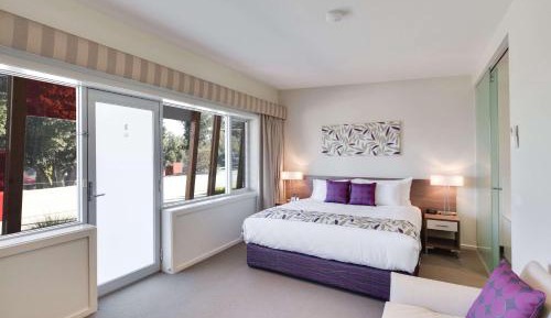 Executive Suite with Private Spa Bath