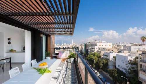 Two Bedroom Penthouse with Balcony