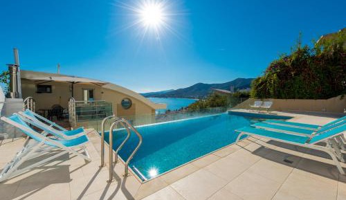 Studio Apartment with Sea View