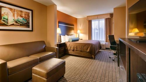 King Suite with Sofa Bed - Non Smoking