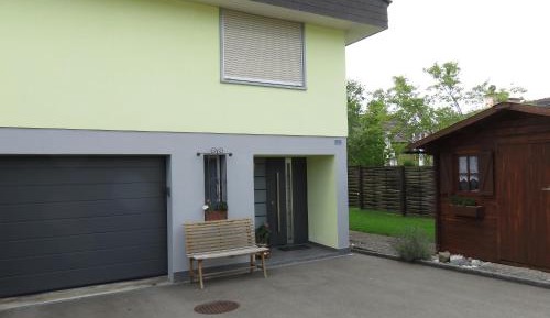 Studio (2 Adults)
