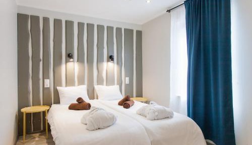 One-Bedroom Apartment with Spa Access