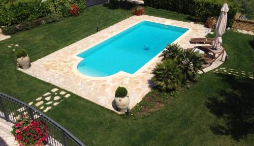 Three-Bedroom Apartment - Split Level