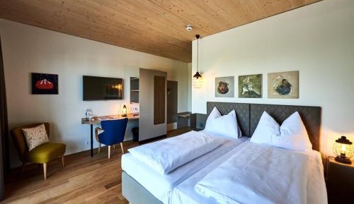 Double Room with Balcony - Parkside