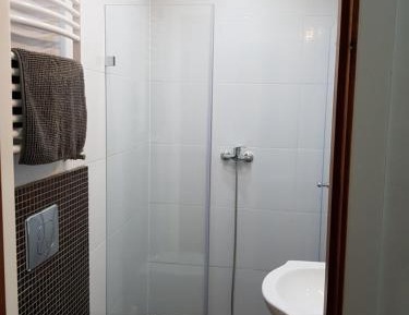 Standard Double Room with Shower
