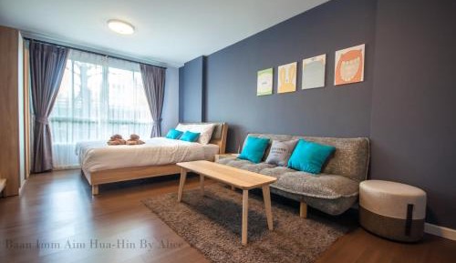 Apartment with Garden View