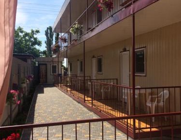 Comfort Triple Room with Shower