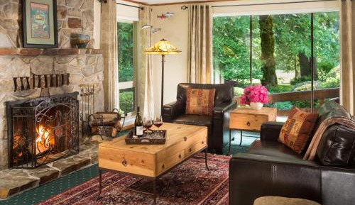 Deluxe King Room (Dragonfly)