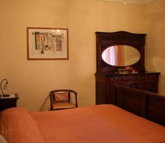 One-Bedroom Apartment (4 Adults)