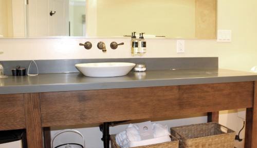 Vintners Double Queen