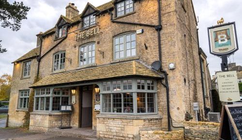 Standard Double Room - The Bell