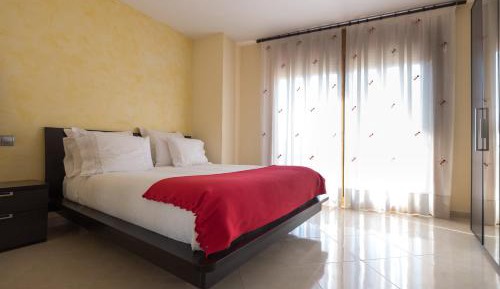 One-Bedroom Apartment with Spa Bath