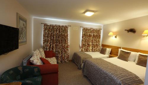 Double or Twin Room with Private Bathroom