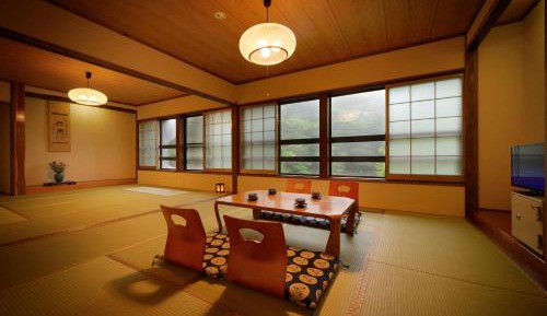 Superior Japanese Style Room