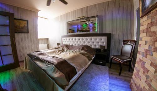 Deluxe Apartment with unlimited access to Roman Terms