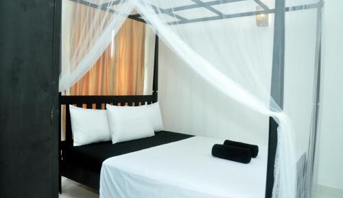 Queen Room with Balcony
