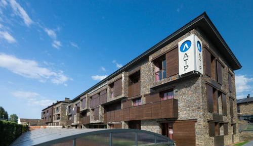 One-Bedroom Apartment (4 Adults)