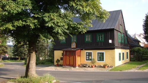 Three-Bedroom Chalet