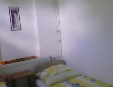 Twin Room with Private External Bathroom