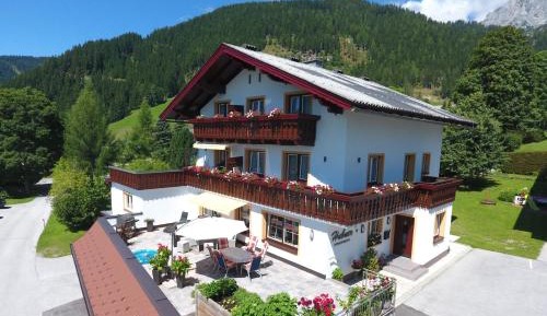 Standard One-Bedroom Apartment with Balcony