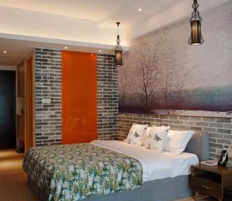 One-Bedroom Studio