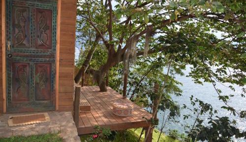 Bungalow - Water Front 