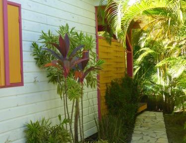 Bungalow with Garden View