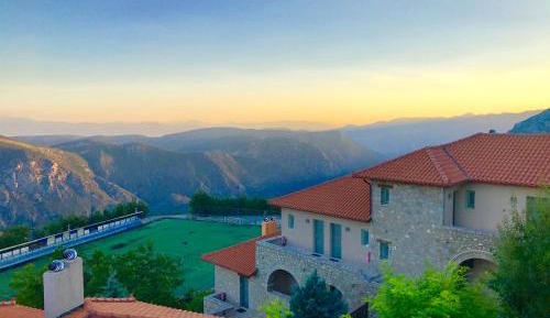 Premium Maisonette with Fireplace