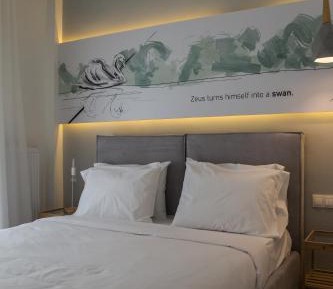 Penthouse Apartment with Mt. Lycabettus View