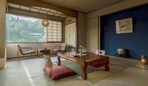 Japanese-Style Superior Room with Private Bathroom