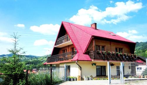 Apartment with Mountain View